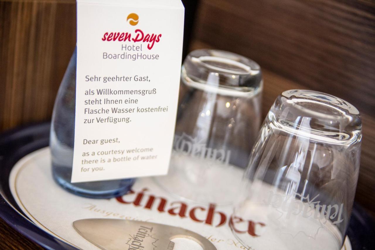 Sevendays Hotel คาร์ลสรูเฮอ ภายนอก รูปภาพ